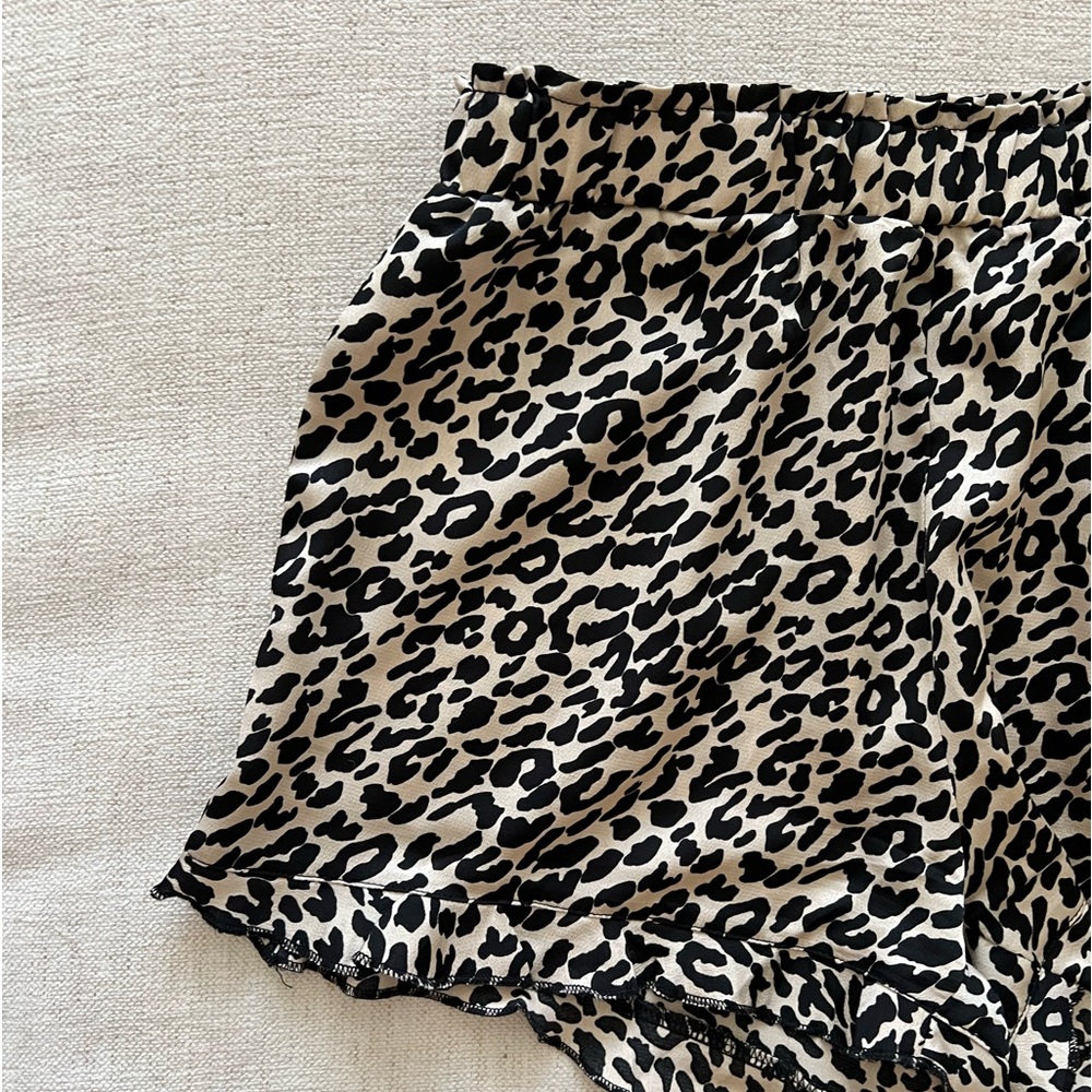 Leopard Black & White Ruffly Shorts